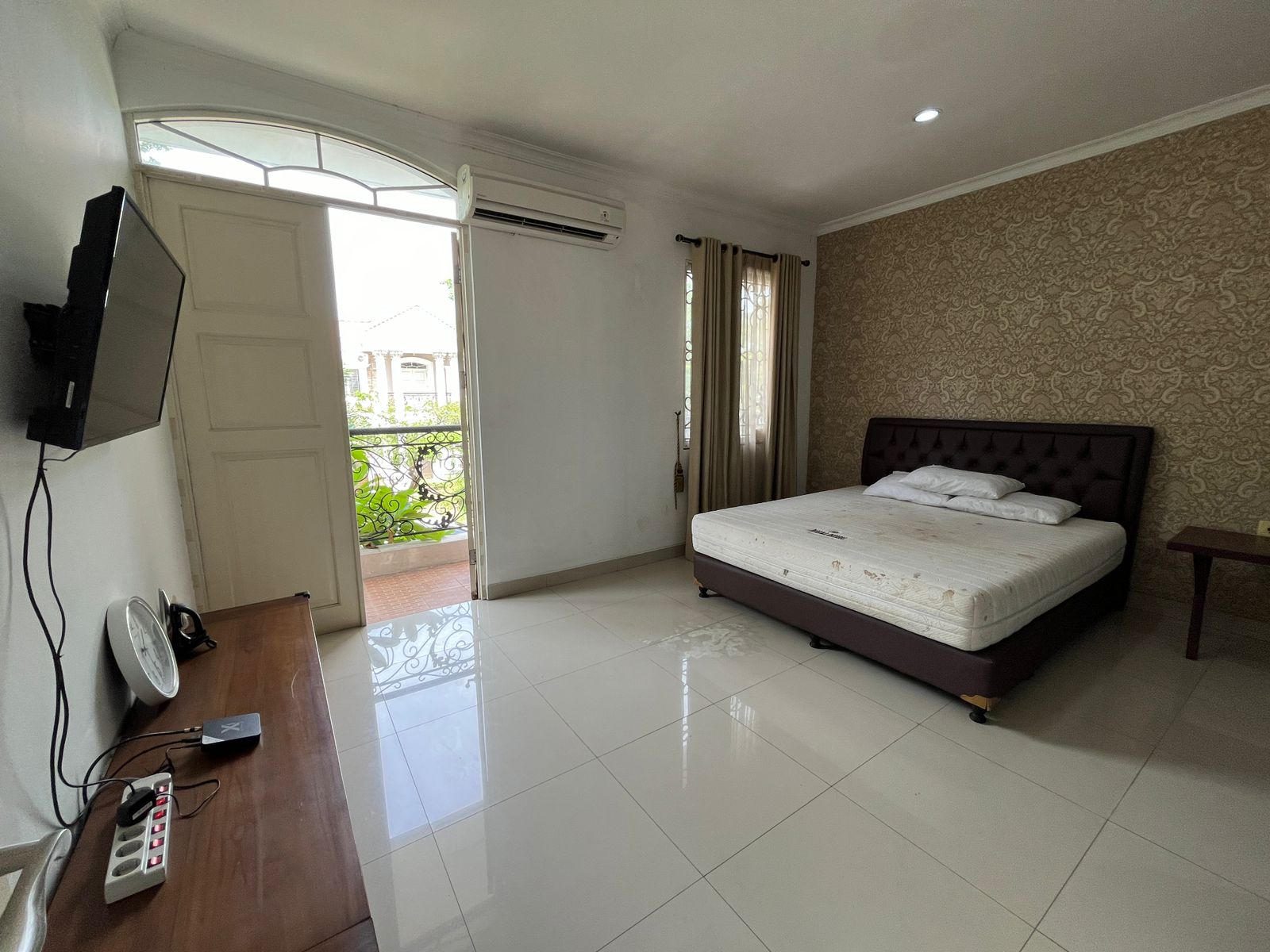 Rumah Disewakan Fully Furnished di Cluster Vassa Terrace Lippo Cikarang 